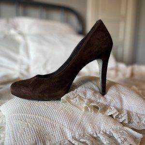 Lovely Chocolate Brown Suede Heels